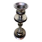 Ezüst színű gyertyatartó