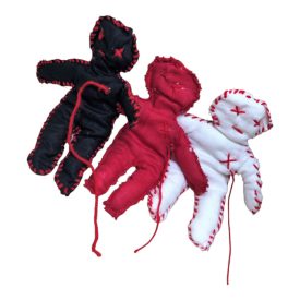 Szentelt woodoo baba