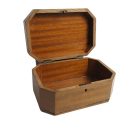 Nyolcszögletű láda