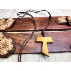 Nyakék Tau olivafa keresztel 