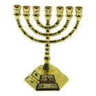 Menóra aranyszínű