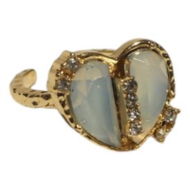 Opálos szív gyűrű