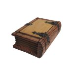 Csatos míves faláda